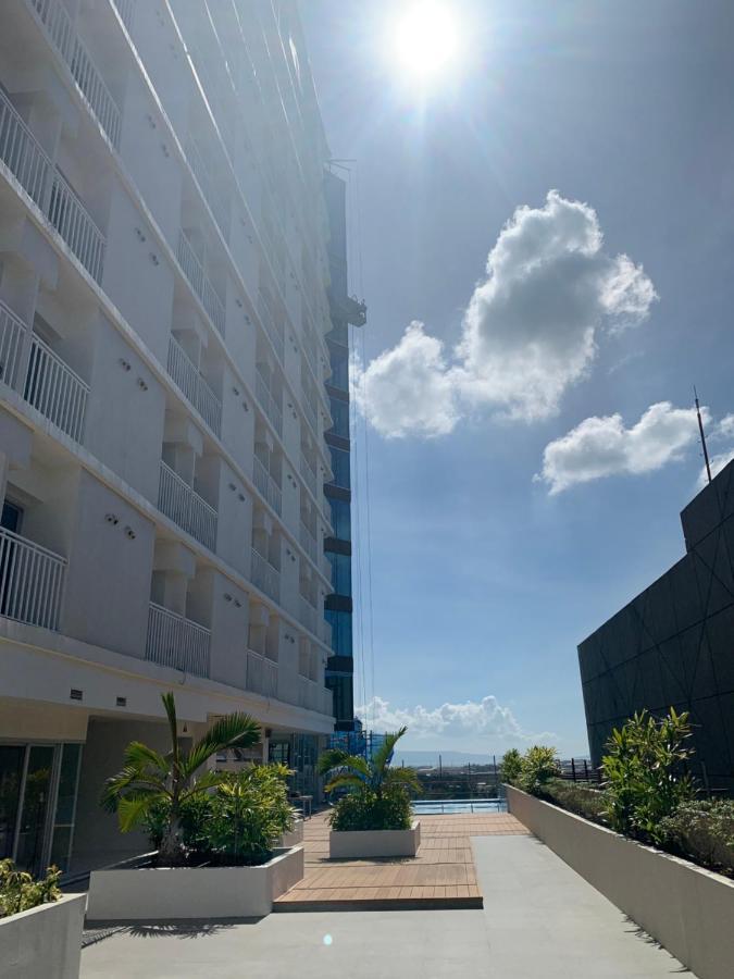 Hola! Condotel @ Inspiria ダバオ　シティ エクステリア 写真